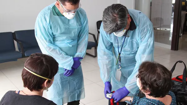 Revisión médica en Chile - Sputnik Mundo