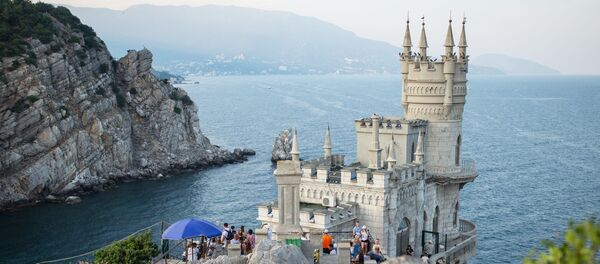 Nido de golondrina en Crimea - Sputnik Mundo