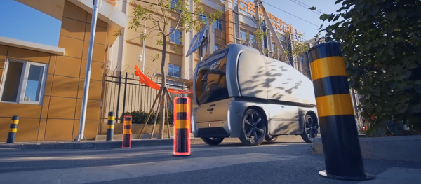 Vehículo autónomo de la empresa china Neolix Technologies - Sputnik Mundo