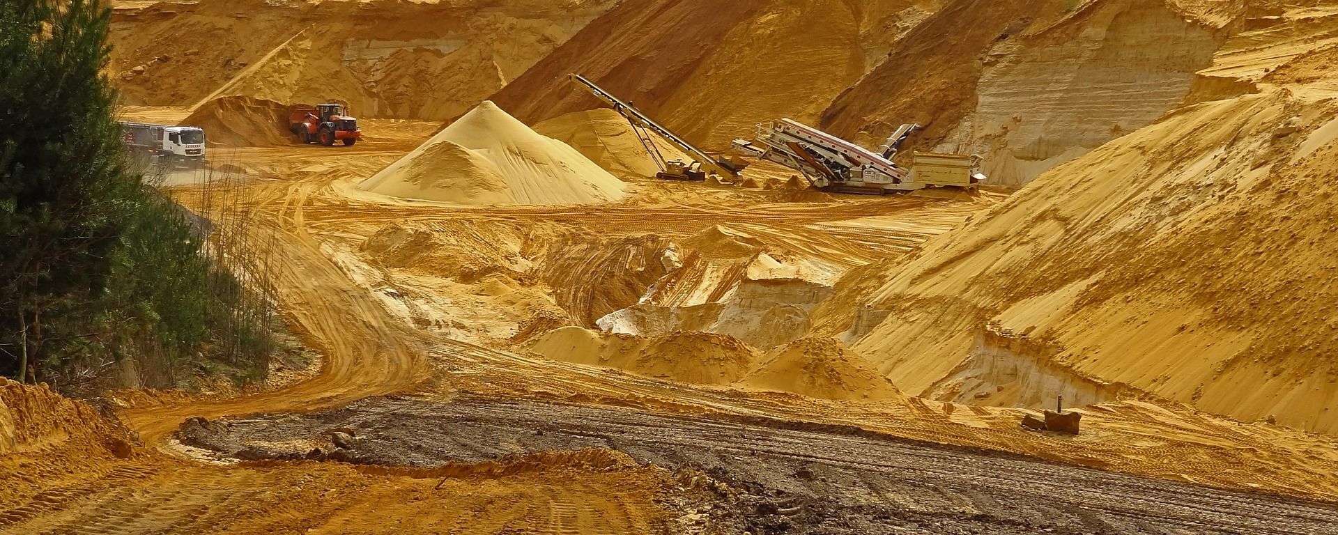 Trabajos de minería (imagen referencial) - Sputnik Mundo, 1920, 20.12.2021