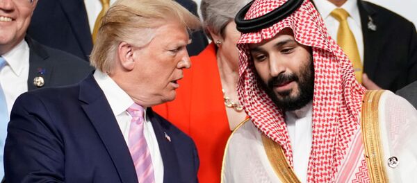 El presidente de EEUU, Donald Trump y el príncipe heredero de Arabia Saudí, Mohammed bin Salman (archivo) - Sputnik Mundo