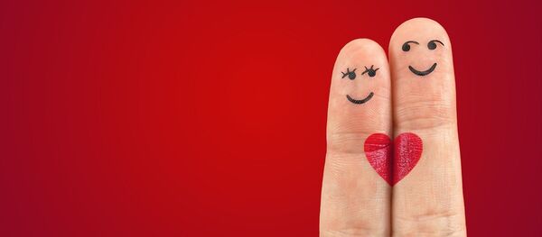 Las caritas pintadas en los dedos (imagen ilustrativa) - Sputnik Mundo