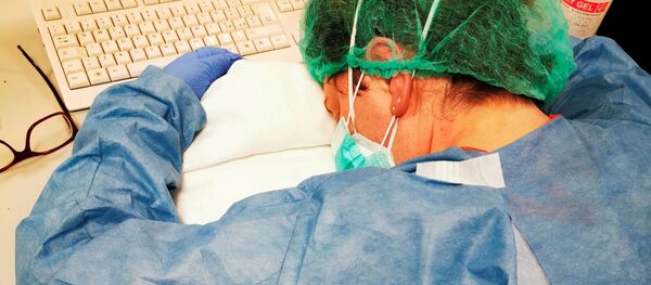 La lucha de los hospitales italianos contra el coronavirus, en imágenes - Sputnik Mundo