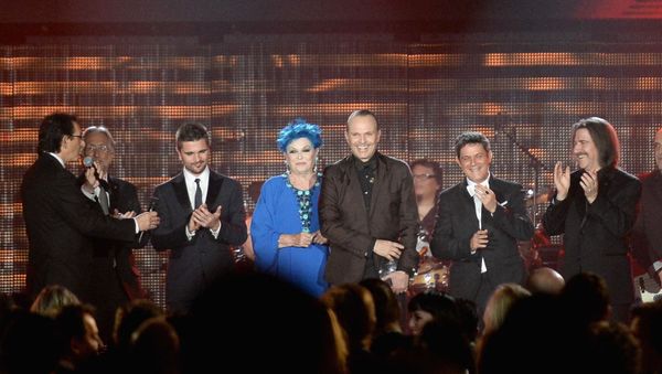 Lucía Bosé y su hijo Miguel Bosé Lucía Bosé y su hijo Miguel Bosé - Sputnik Mundo