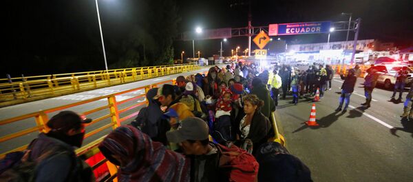 Migrantes venezolanos en la frontera de Colombia y Ecuador - Sputnik Mundo
