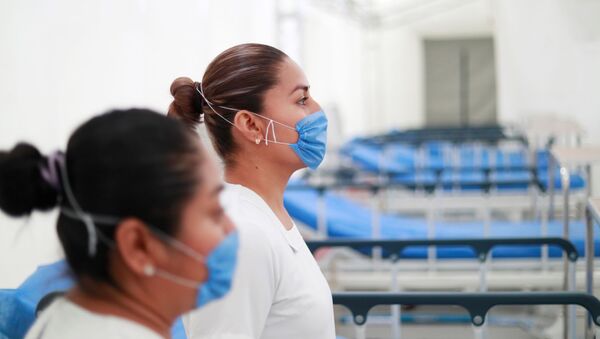 El hospital inflable en Pachuca instalado para atender casos de coronavirus, México - Sputnik Mundo