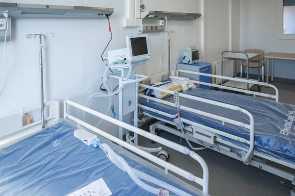 Así avanza la construcción del nuevo hospital en Moscú en medio de la pandemia Así avanza la construcción del nuevo hospital en Moscú en medio de la pandemia - Sputnik Mundo