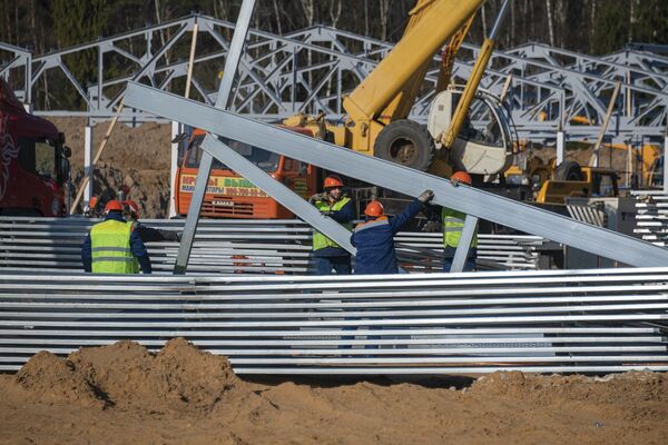 Así avanza la construcción del nuevo hospital en Moscú en medio de la pandemia  - Sputnik Mundo