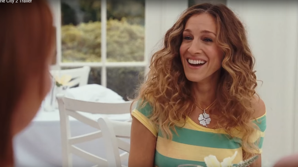 Sarah Jessica Parker en la película 'Sex and the city 2', captura de pantalla - Sputnik Mundo