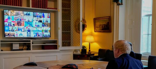 Boris Johnson, primer ministro del Reino Unido, durante la videoconferencia del G20 - Sputnik Mundo