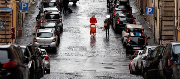 Una calle en Roma durante la cuarentena por coronavirus - Sputnik Mundo