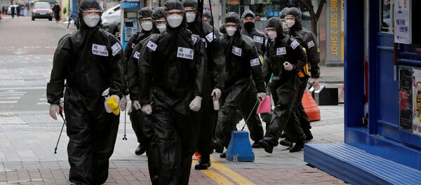 Personal médico en las calles de Corea del Sur - Sputnik Mundo