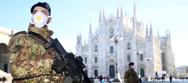 Militares italianos en Milán - Sputnik Mundo