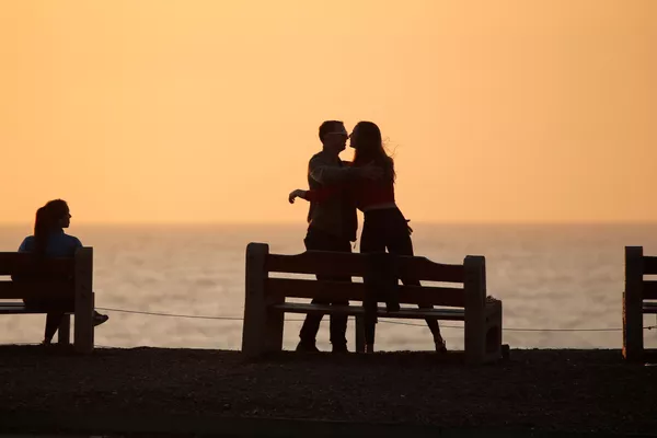 El amor, el arma que ayuda a alegrarnos la vida en plena pandemia El amor, el arma que ayuda a alegrarnos la vida en plena pandemia - Sputnik Mundo