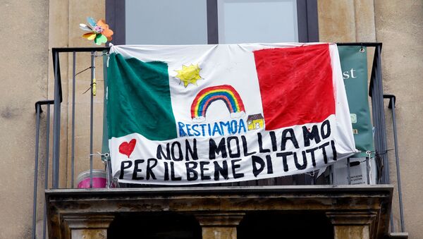 Bandera de Italia - Sputnik Mundo