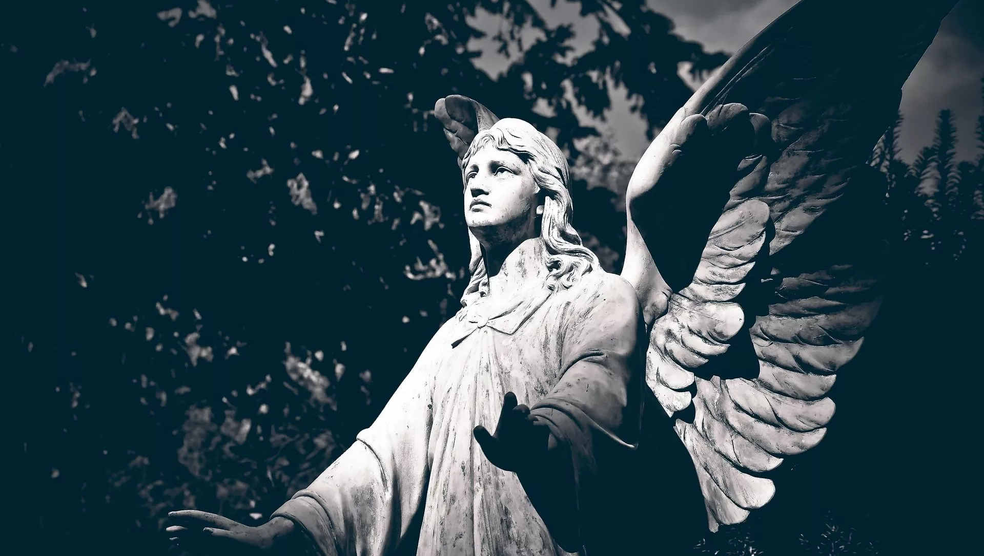Un cementerio, referencial