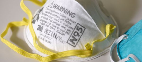 Unas mascarillas N95 - Sputnik Mundo
