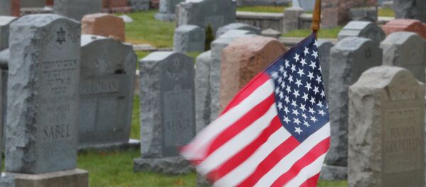 Cementerio en Malden, EEUU - Sputnik Mundo