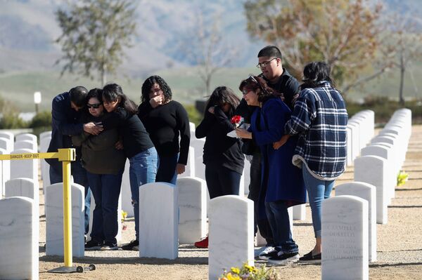 Coronavirus en EEUU: récord mundial de fallecidos y desastre en Nueva York - Sputnik Mundo