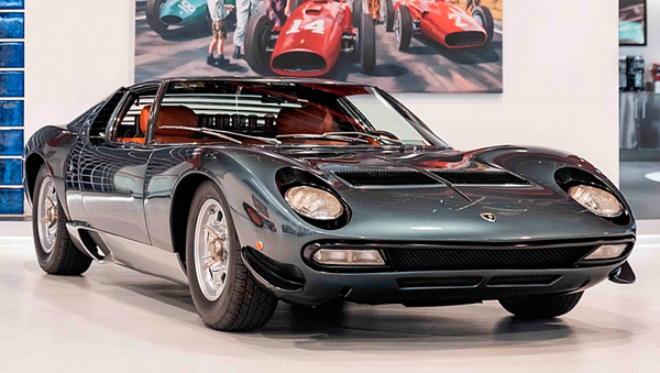 Lamborghini Miura SV - Sputnik Mundo