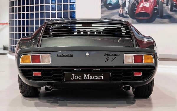 Lamborghini Miura SV - Sputnik Mundo