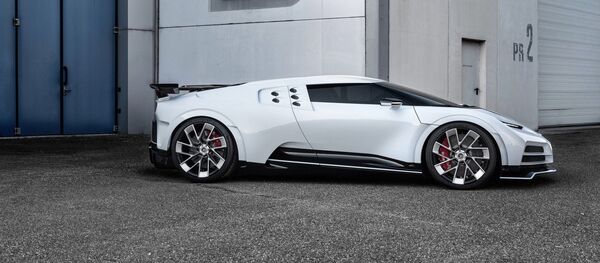 Bugatti Centodieci - Sputnik Mundo