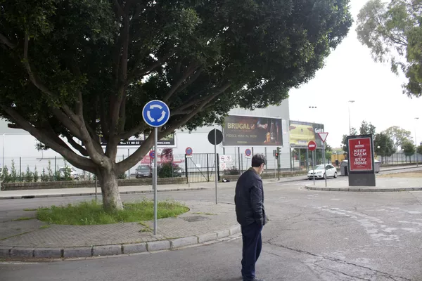 Los sintecho desaparecen de las calles, pero el problema está bajo la alfombra Los sintecho desaparecen de las calles, pero el problema está bajo la alfombra - Sputnik Mundo
