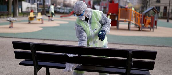 Un banco en Francia - Sputnik Mundo