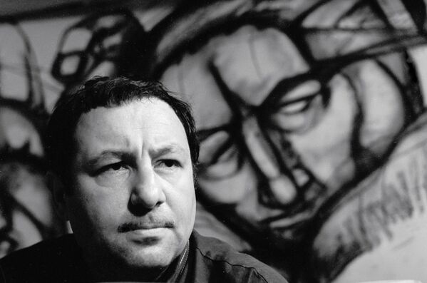 Ernst Neizvestni: un artista de luto y un hombre de libertad
Ernst Neizvestni: un artista de luto y un hombre de libertad
- Sputnik Mundo