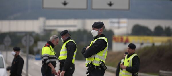 Mossos d'Esquadra en un control cerca de Igualada (Barcelona) - Sputnik Mundo