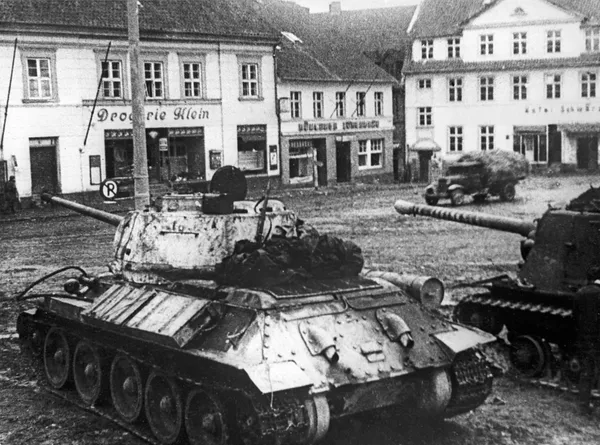 La batalla de Konigsberg: cómo la mejor fortaleza del Reich cayó ante el Ejército Rojo La batalla de Konigsberg: cómo la mejor fortaleza del Reich cayó ante el Ejército Rojo - Sputnik Mundo