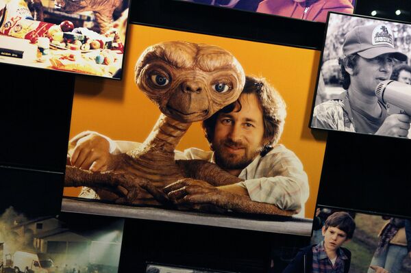 Fake news y contenidos fraudulentos: una pandemia viral que no se va con un lavado de manos Fake news y contenidos fraudulentos: una pandemia viral que no se va con un lavado de manos - Sputnik Mundo