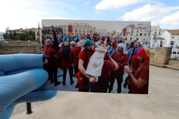 La fiesta se queda en fotos: cómo el virus afectó a la Semana Santa en una ciudad española 

 - Sputnik Mundo