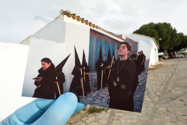La fiesta se queda en fotos: cómo el virus afectó a la Semana Santa en una ciudad española
La fiesta se queda en fotos: cómo el virus afectó a la Semana Santa en una ciudad española
- Sputnik Mundo