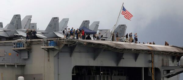 El portaviones estadounidense USS Theodore Roosevelt - Sputnik Mundo