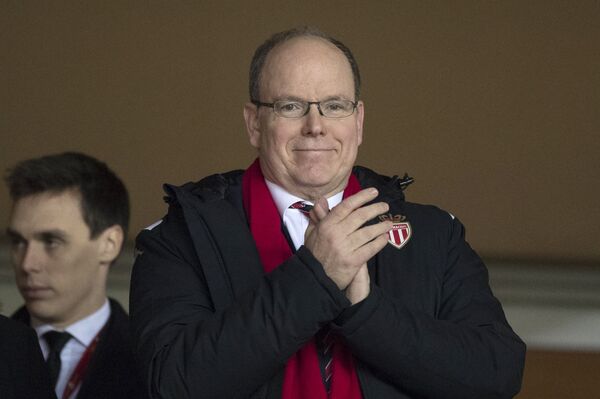 El coronavirus y las coronas: cómo afectó el COVID-19 a las familias reales El coronavirus y las coronas: cómo afectó el COVID-19 a las familias reales - Sputnik Mundo