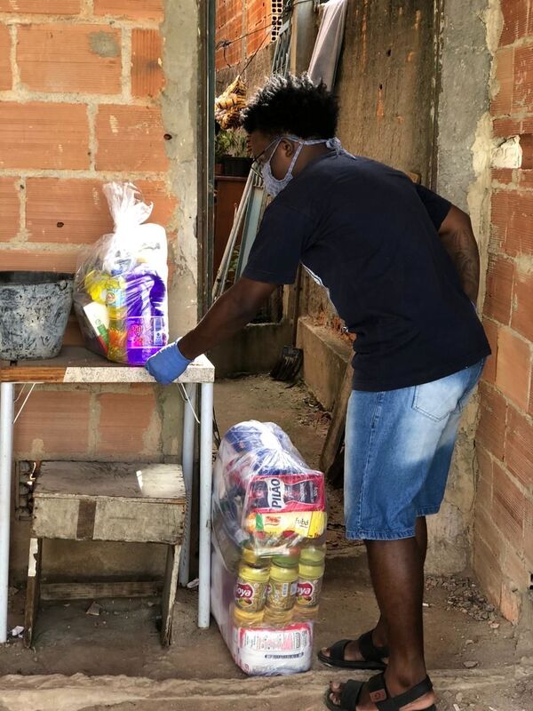 El coronavirus se hace notar con fuerza en las favelas de Brasil - Sputnik Mundo