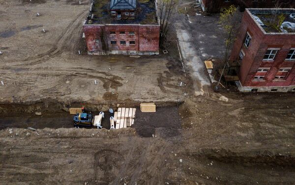 Excavación de fosas comunes en la isla de Hart, Nueva York - Sputnik Mundo