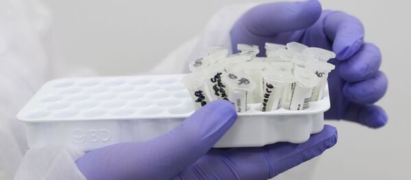 Muestras para realizar pruebas de COVID-19 (imagen referencial) - Sputnik Mundo