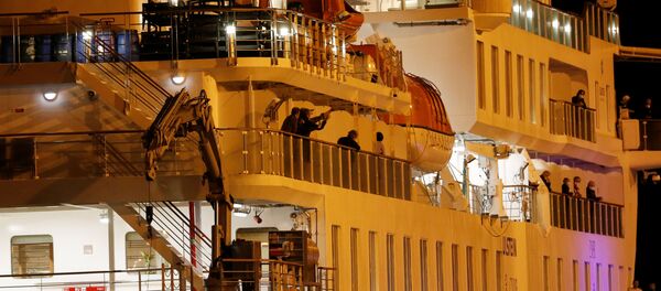 El crucero australiano Greg Mortimer El crucero australiano Greg Mortimer - Sputnik Mundo