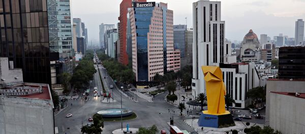 Ciudad de México se ve vacía por la pandemia del nuevo coronavirus - Sputnik Mundo