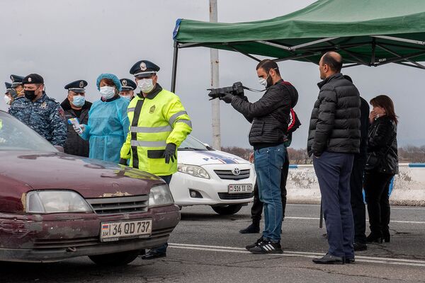 Coronavirus vs. Sputnik: cómo vivimos los periodistas los tiempos de emergencia | Vídeos - Sputnik Mundo
