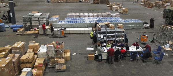 Pabellón de Ifema, en Madrid, habilitado como almacén. - Sputnik Mundo