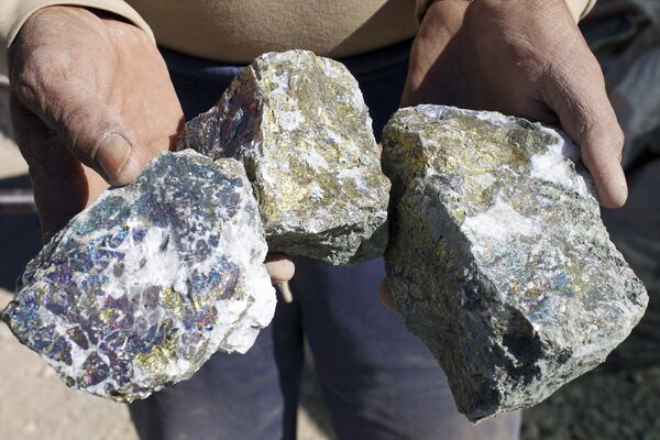 Las medidas que frenan el coronavirus y la producción de cobre en Chile - Sputnik Mundo