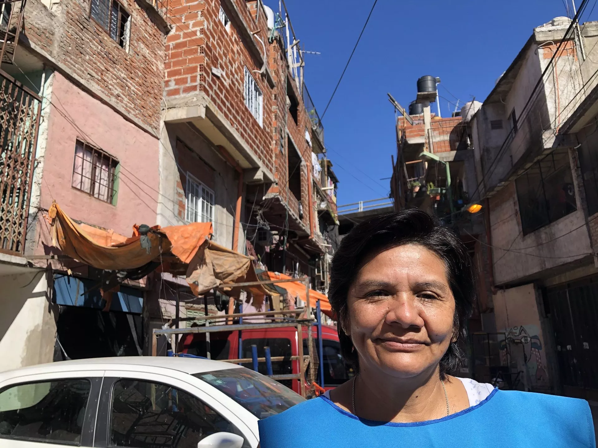 Miriam Suárez, coordina un comedor popular en su casa en el barrio, donde vive hace 15 años Miriam Suárez, coordina un comedor popular en su casa en el barrio, donde vive hace 15 años - Sputnik Mundo, 1920, 07.10.2021