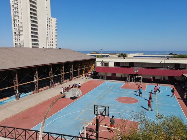 Atrapados sin salida: la odisea de los trabajadores bolivianos varados en la frontera norte de Chile - Sputnik Mundo