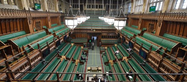 Sistema de sesiones virtuales y presenciales en el Parlamento del Reino Unido - Sputnik Mundo