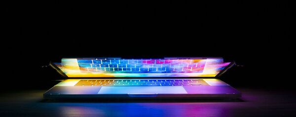 Una computadora - Sputnik Mundo