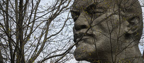 Monumento a Lenin en Moscú, Rusia - Sputnik Mundo