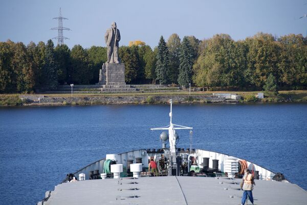 Desde el Ártico hasta la Antártida: monumentos dedicados a Lenin por todo el mundo
 - Sputnik Mundo